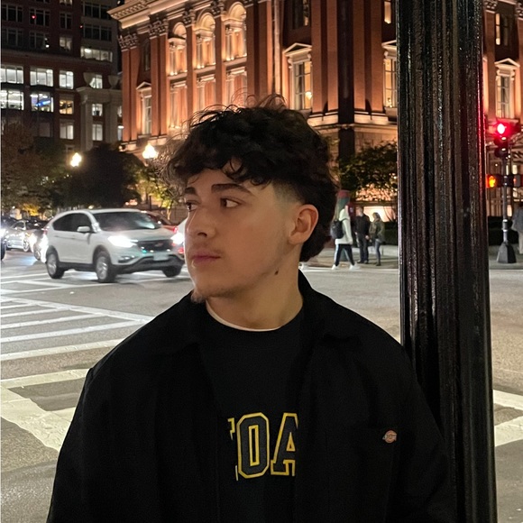 Meet your Posher, Daniel - Picture 1 of 1